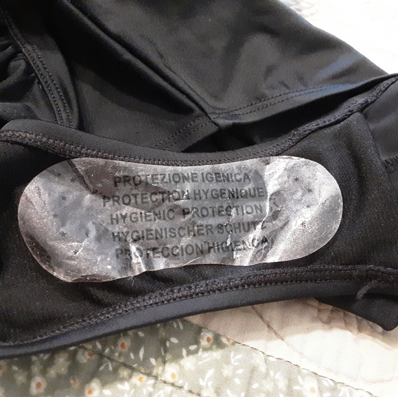 NEW/W/TAGS Mycoco Tummy Control ONEPIECE BLACK SWIMSUIT SIZE 6 - Picture 12 of 16